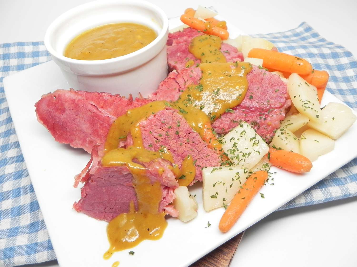 Delicious Sauce for Corned Beef: From Classic to Creative