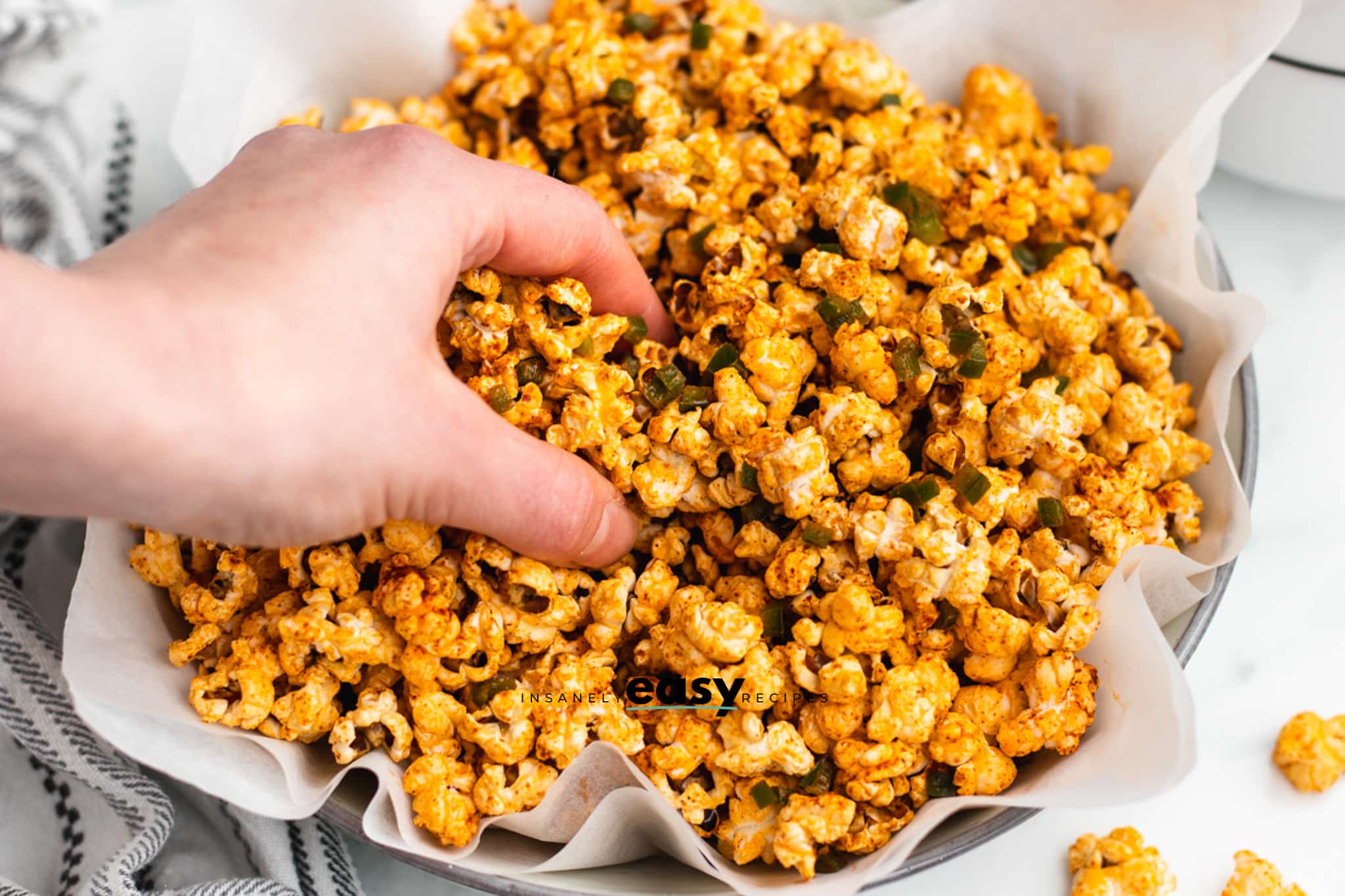 Making Jalapeno Popcorn: Tips and Tricks for Perfect Heat.(Spice Lovers Guide to Flavorful Popcorn)