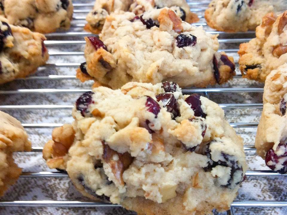 How to Make Cranberry Walnut Cookies at Home? Try This!