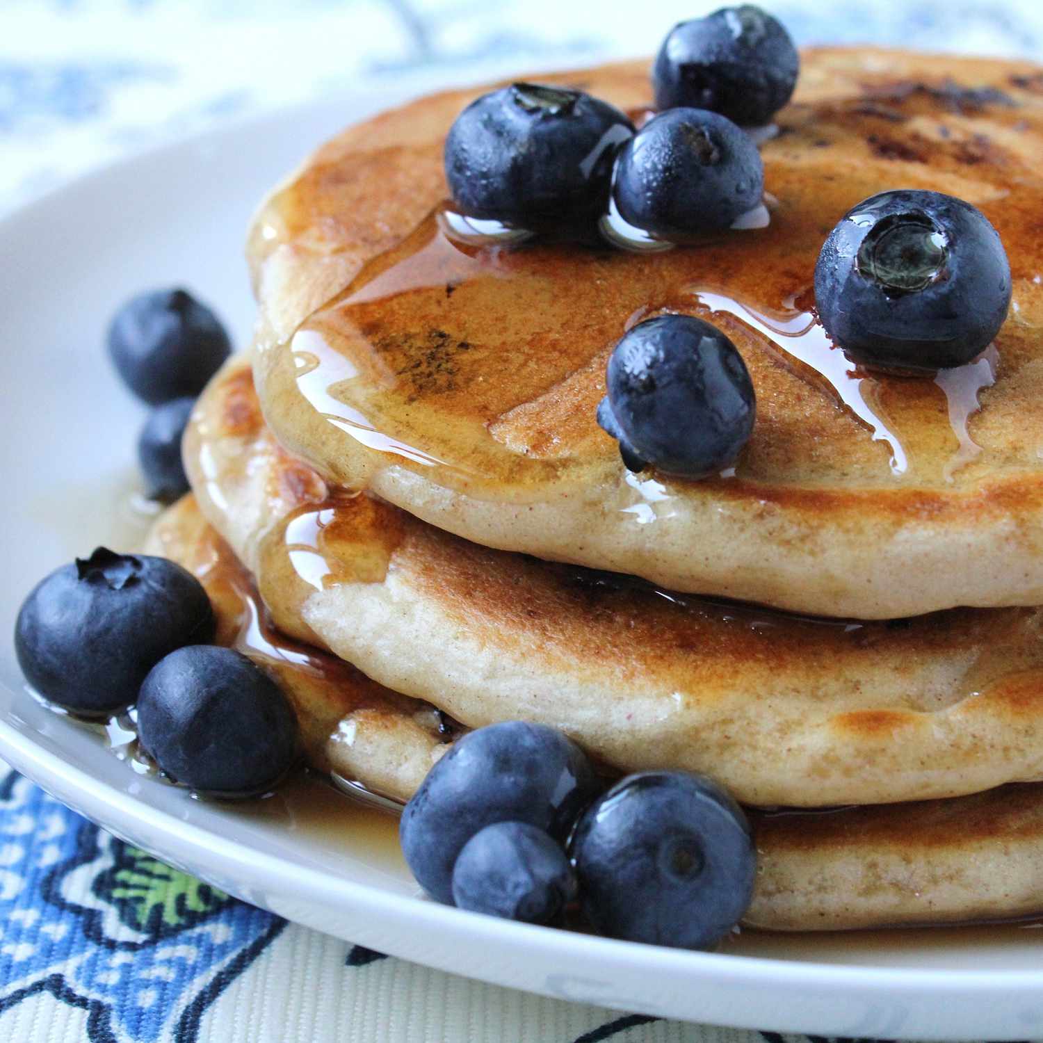 How to choose blueberry pancake mix: Tips for a great breakfast