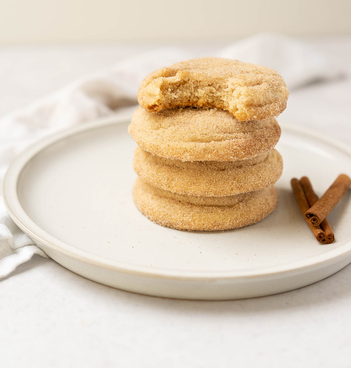 Best Mexican Canela Cookies: Where to Find Them?