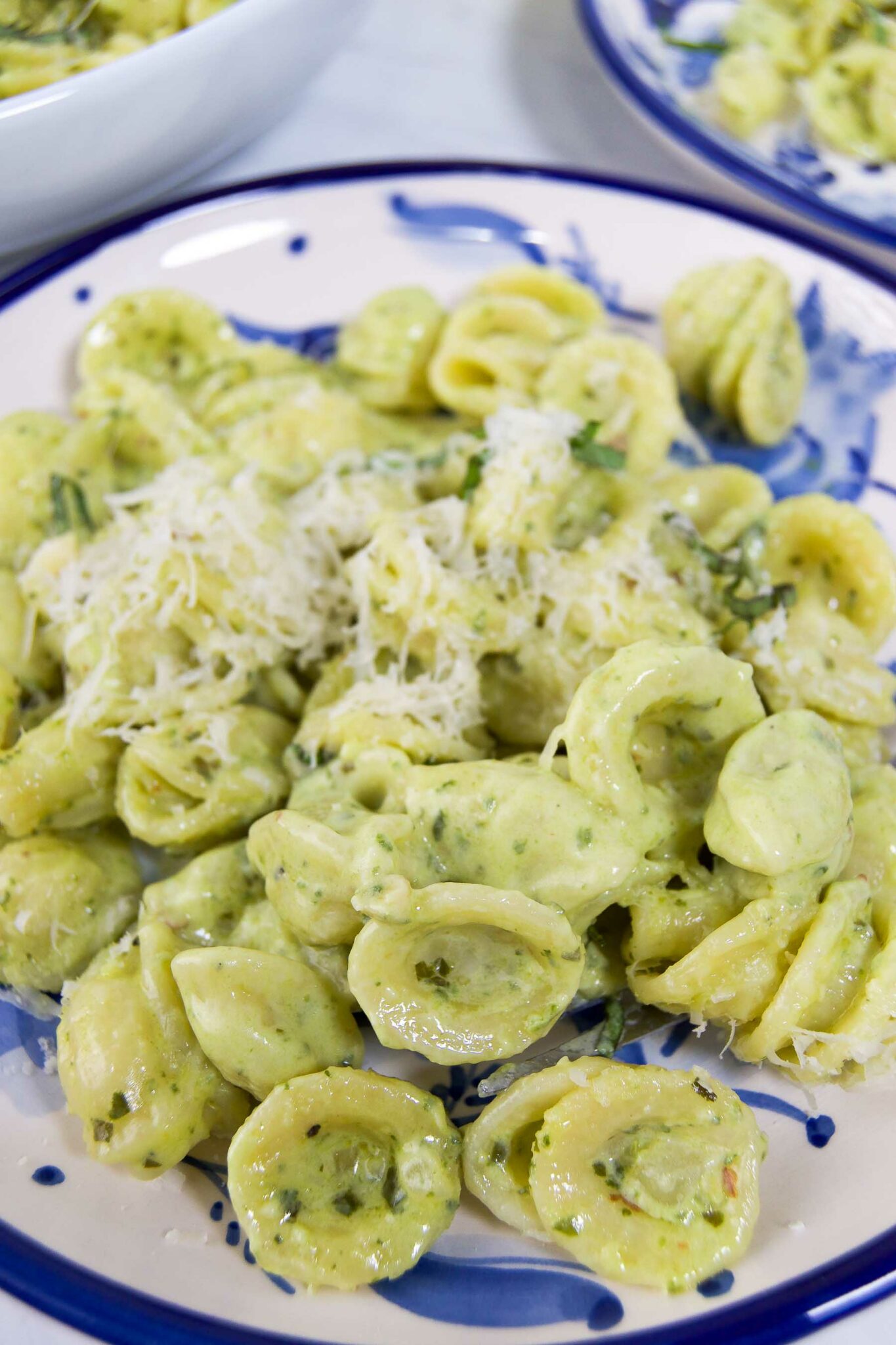 Pesto and Alfredo Sauce: Which One Wins in a Taste Test? (Easy Recipe Guide Inside)