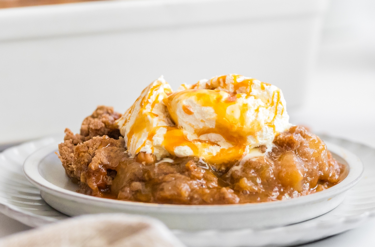 Best Ever Apple Spice Dump Cake Try it Now