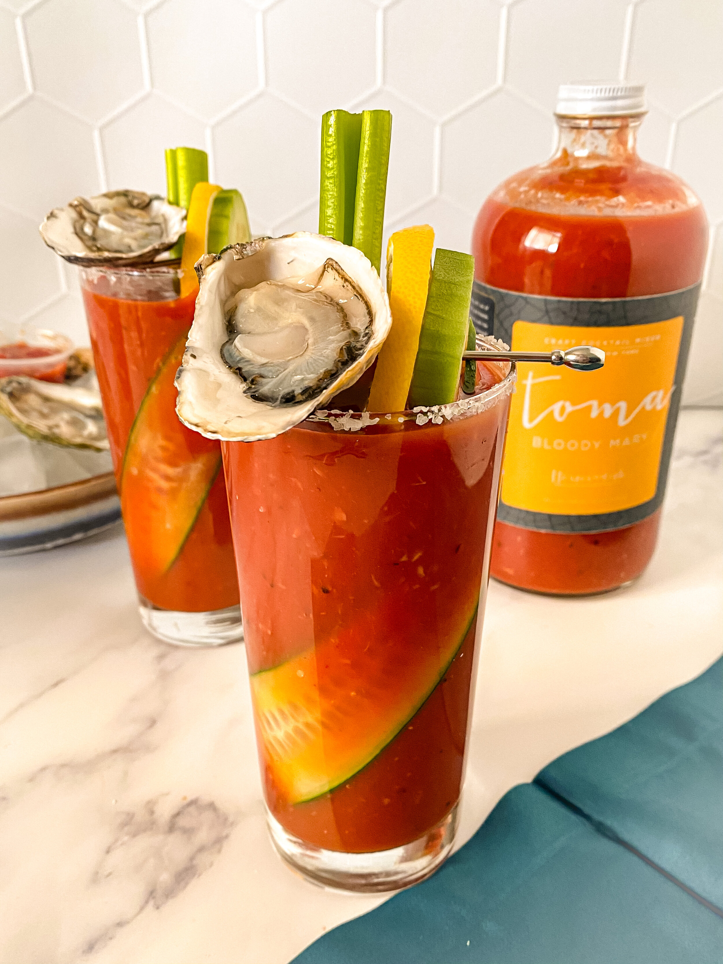 How to garnish a bloody mary with gin (Make your drink look and taste amazing)