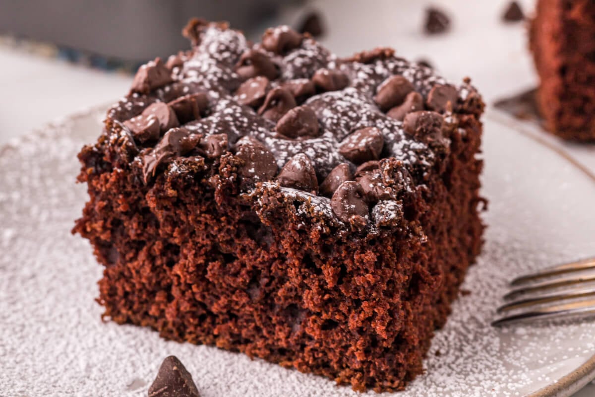 Homemade Chocolate Snack Cake: A Quick and Tasty Treat