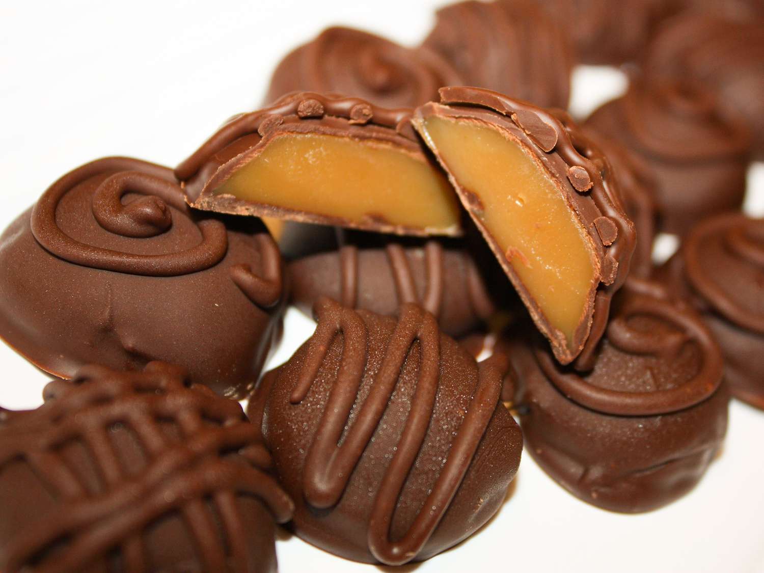 Easy Recipe: How to Make Chocolate Covered Caramel Candy